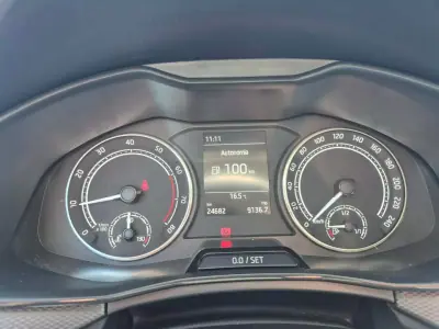 Skoda Kamiq 2023 - 18900 EUR, 24682 km - AUTO.MOTO.pt - 24682km - foto 10 de 20