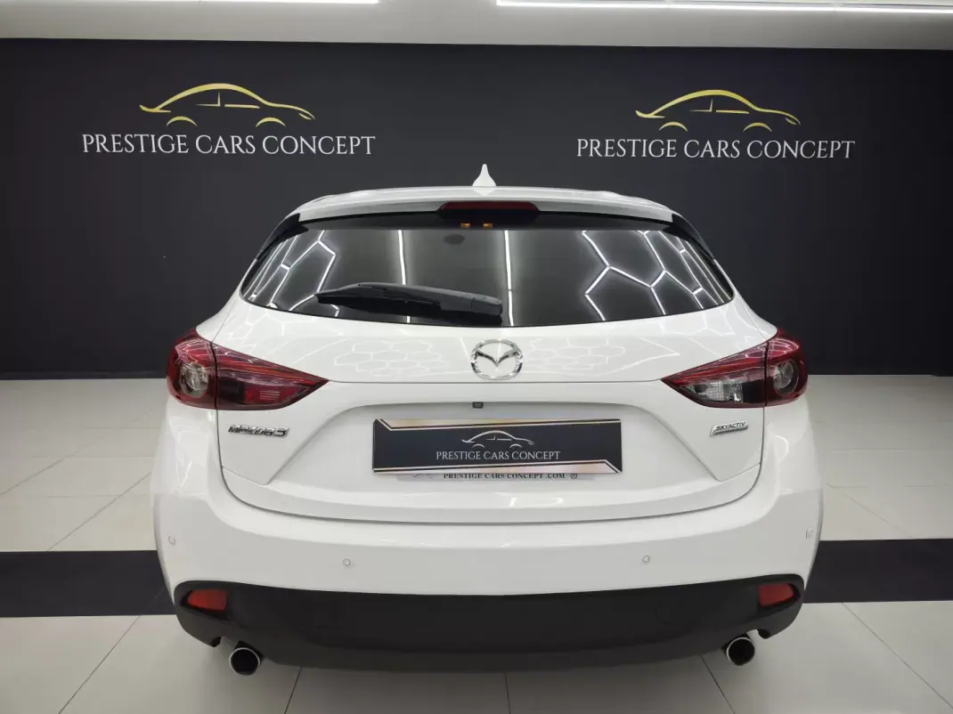 Mazda 3 2016 - 12450 EUR, 207205 km - AUTO.MOTO.pt - 207205km - foto 4 de 40