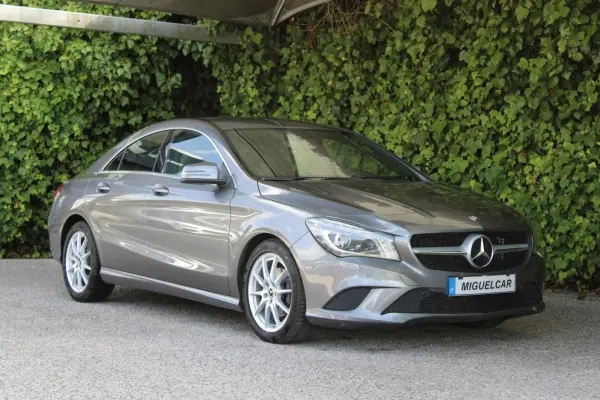 Mercedes-Benz CLA 220 2013