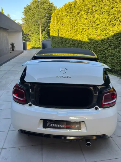 Citroën DS3 2013 - 10900 EUR, 135000 km - AUTO.MOTO.pt - 135000km - foto 13 de 31