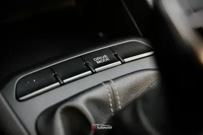 Kia Stonic 2021 - 13990 EUR, 128000 km - AUTO.MOTO.pt - 128000km - foto 23 de 29