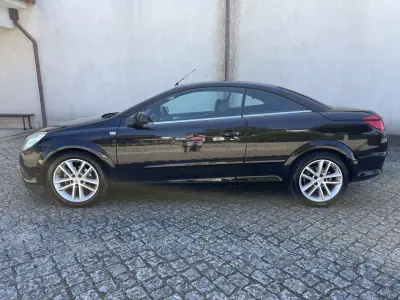 Opel Astra Cabrio 2006 - 7499 EUR, 97000 km - 97000km - foto 10 de 25