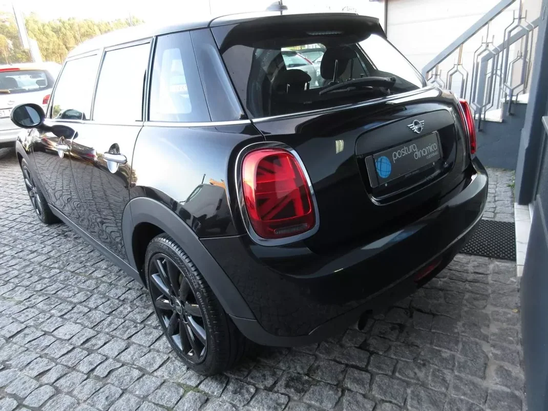 MINI Cooper 2021 - 19990 EUR, 90000 km - AUTO.MOTO.pt - 90000km - foto 12 de 52