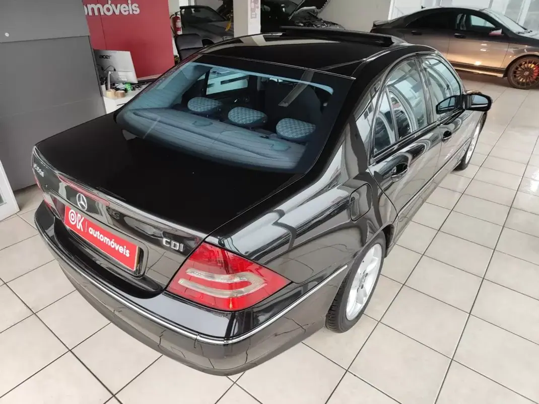 Mercedes-Benz C 220 2000 - 5750 EUR, 372700 km - AUTO.MOTO.pt - 372700km - foto 19 de 60