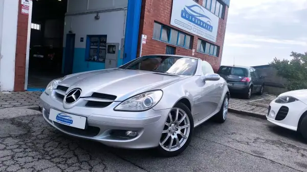 Mercedes-Benz SLK 200 2005 - 12800 EUR, 175000 km - AUTO.MOTO.pt - 175000km - foto 9 de 19