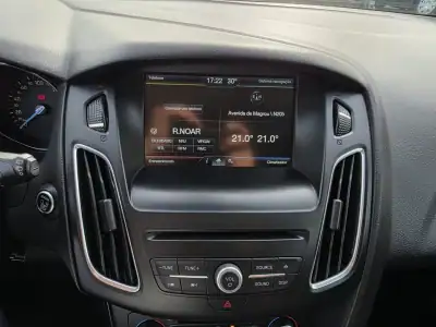 Ford Focus 2015 - 10990 EUR, 105000 km - AUTO.MOTO.pt - 105000km - foto 23 de 32