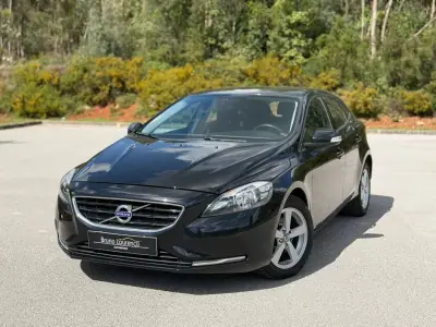 Volvo V40 2014 - 169600km