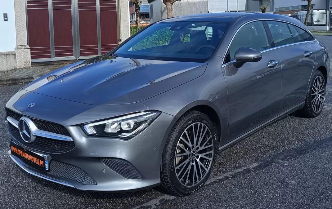 Mercedes-Benz CLA 250 2022 - 28990 EUR, 46200 km - AUTO.MOTO.pt - 46200km - foto 1 de 27