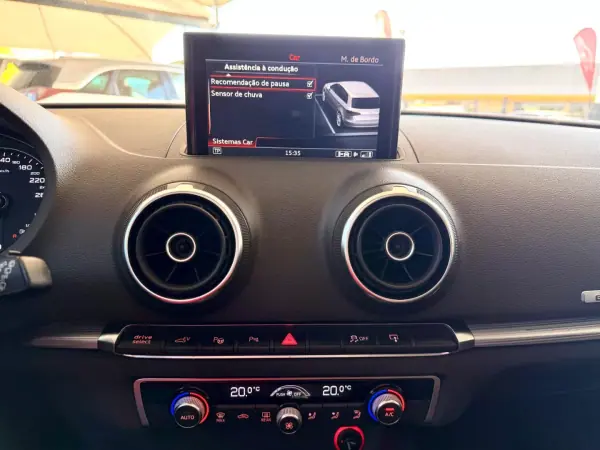 Audi A3 Sportback 2015 - 17950 EUR, 138811 km - 138811km - foto 23 de 40