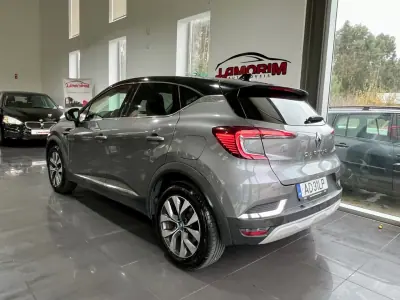 Renault Captur 2020 - 18499 EUR, 94000 km - AUTO.MOTO.pt - 94000km - foto 4 de 36