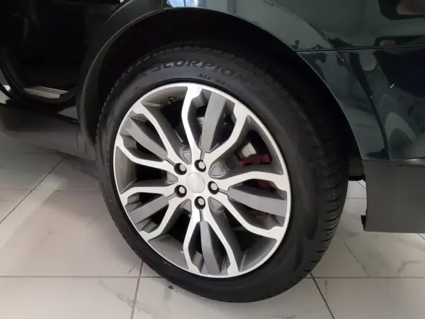 Land Rover Range Rover Sport 2015 - 34500 EUR, 274794 km - AUTO.MOTO.pt - 274794km - foto 27 de 30