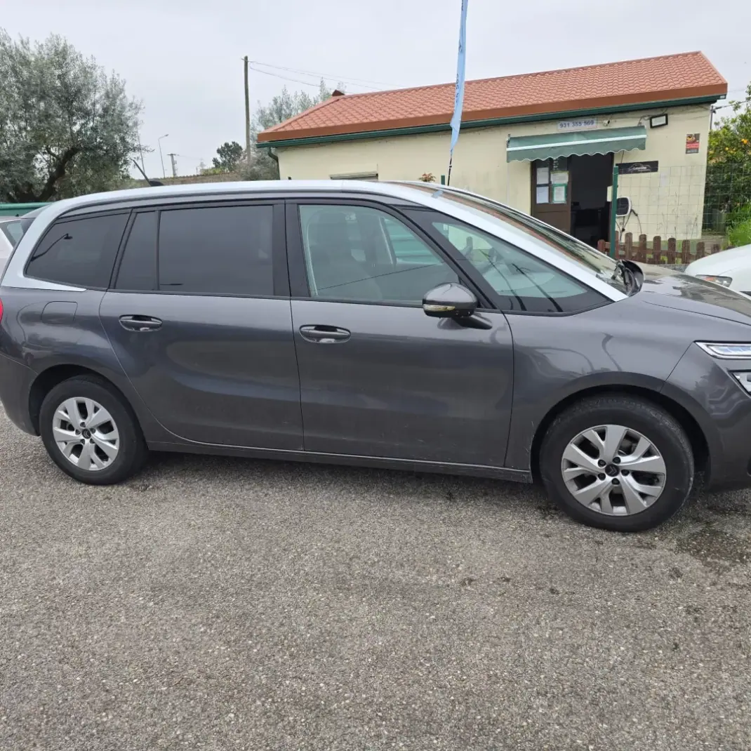 Citroën C4 Spacetourer 2020 - 15950 EUR, 102250 km - AUTO.MOTO.pt - 102250km - foto 3 de 15
