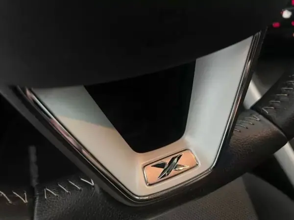 SEAT Arona 2020 - 15490 EUR, 59460 km - AUTO.MOTO.pt - 59460km - foto 33 de 39