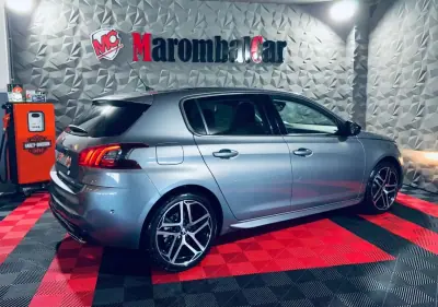Peugeot 308 2018 - 11990 EUR, 102610 km - AUTO.MOTO.pt - 102610km - foto 4 de 32