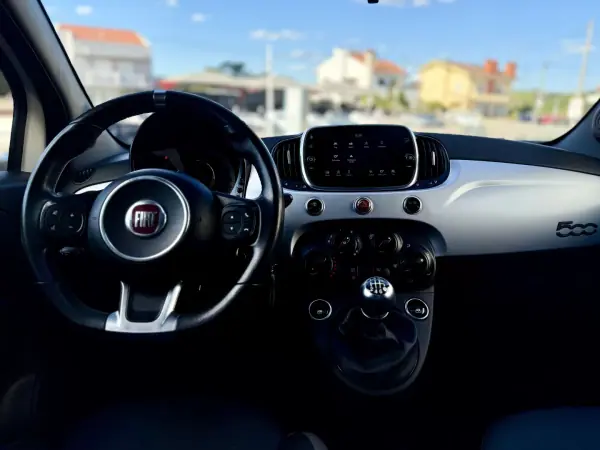 Fiat 500 2021 - 10950 EUR, 130000 km - AUTO.MOTO.pt - 130000km - foto 17 de 30