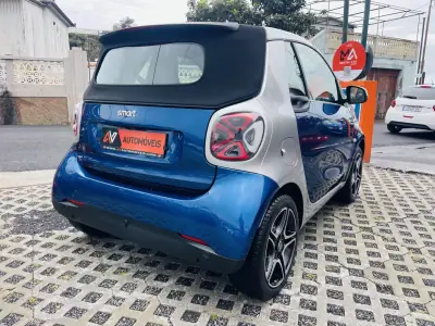 Smart ForTwo Coupé 2020 - 14950 EUR, 29595 km - 29595km - foto 7 de 21