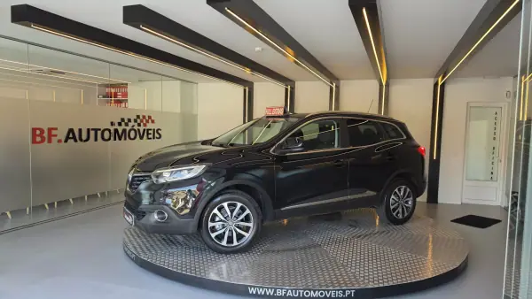Renault Kadjar 2018 - 15500 EUR, 107700 km - AUTO.MOTO.pt - 107700km - foto 12 de 56