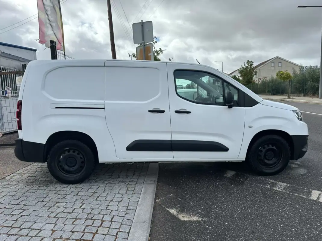 Toyota Proace City Verso 2020 - 18900 EUR, 110765 km - 110765km - foto 8 de 31