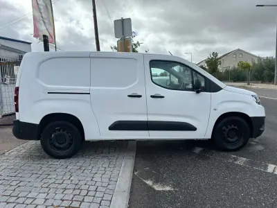 Toyota Proace City Verso 2020 - 18900 EUR, 110765 km - 110765km - foto 8 de 31