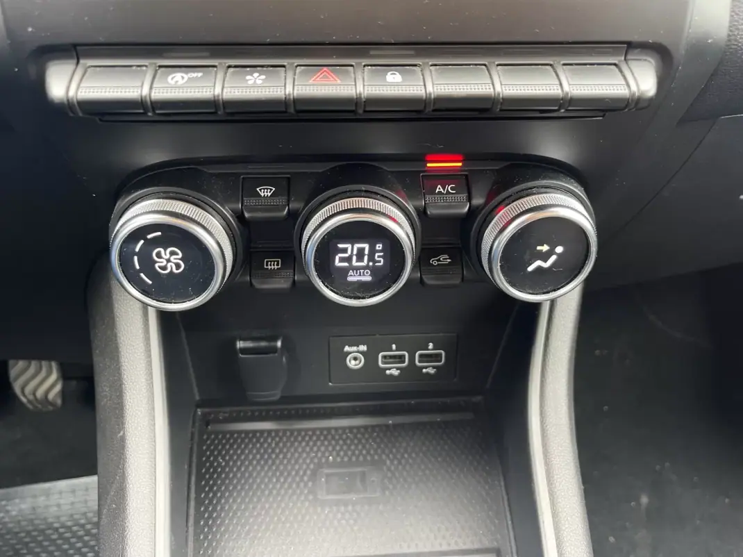 Renault Captur 2022 - 16990 EUR, 91630 km - AUTO.MOTO.pt - 91630km - foto 17 de 21