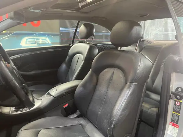 Mercedes-Benz CLK 220 2005 - 10999 EUR, 223000 km - AUTO.MOTO.pt - 223000km - foto 30 de 44