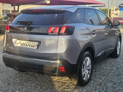Peugeot 3008 2019 - 14900 EUR, 129000 km - AUTO.MOTO.pt - 129000km - foto 5 de 38