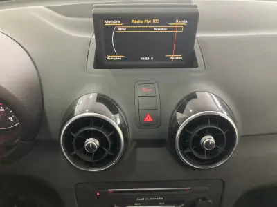 Audi A1 2015 - 11900 EUR, 150000 km - AUTO.MOTO.pt - 150000km - foto 17 de 32