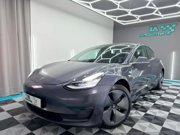 Tesla Model 3 2019