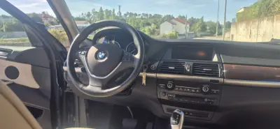 BMW X5 2010 - 17500 EUR, 238000 km - 238000km - foto 11 de 30