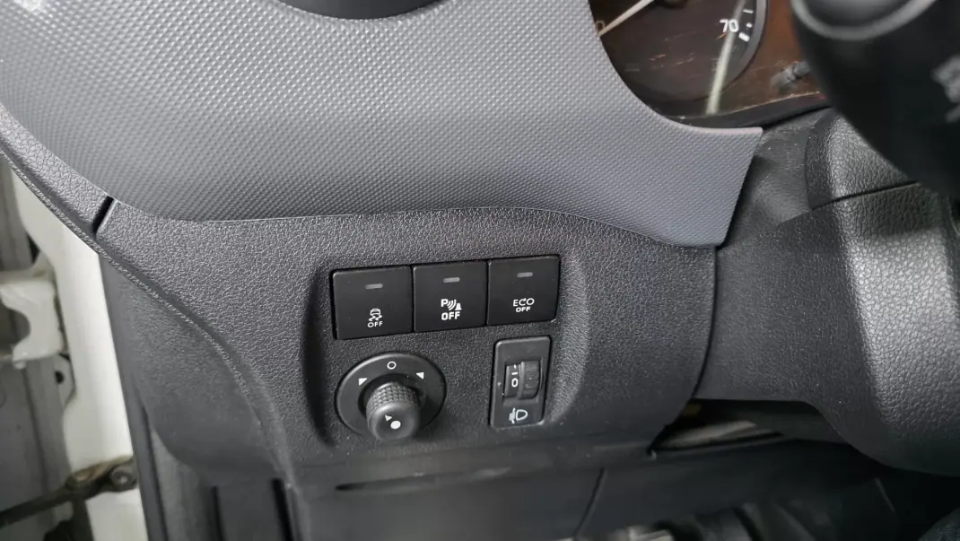 Citroën Berlingo 1.6 Bluehdi L2 100 cv longa C Iva 2018 - 16990 EUR, 67000 km - AUTO.MOTO.pt - 67000km - foto 6 de 41