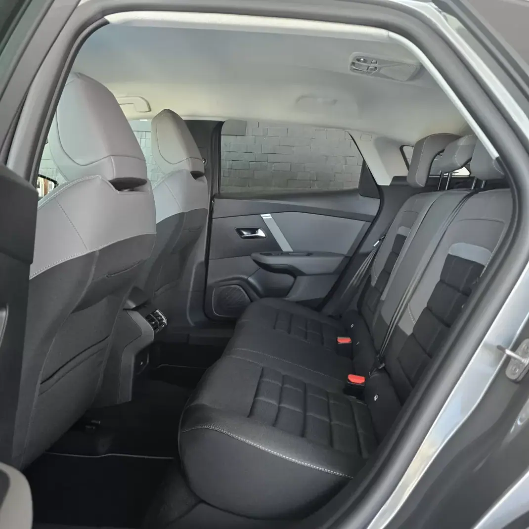 Citroën C4 2026 - 28900 EUR, 100 km - AUTO.MOTO.pt - 100km - foto 15 de 35