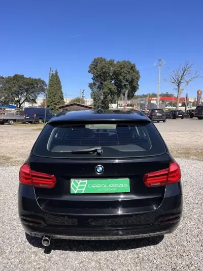 BMW 316 2018 - 16000 EUR, 236000 km - AUTO.MOTO.pt - 236000km - foto 12 de 15