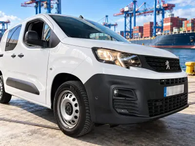 Peugeot Partner 2021 - 14990 EUR, 160973 km - 160973km - foto 13 de 32