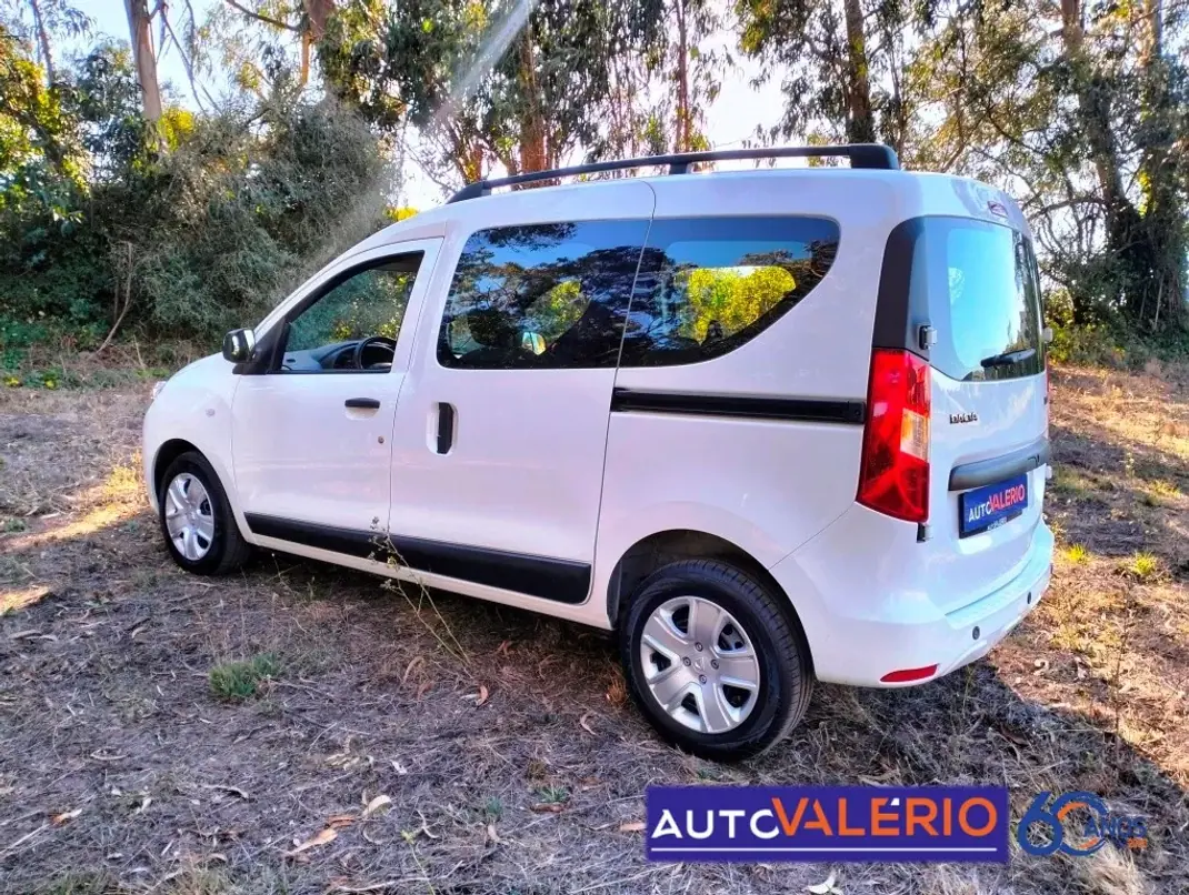 Dacia Dokker 2020 - 17950 EUR, 37215 km - AUTO.MOTO.pt - 37215km - foto 3 de 29