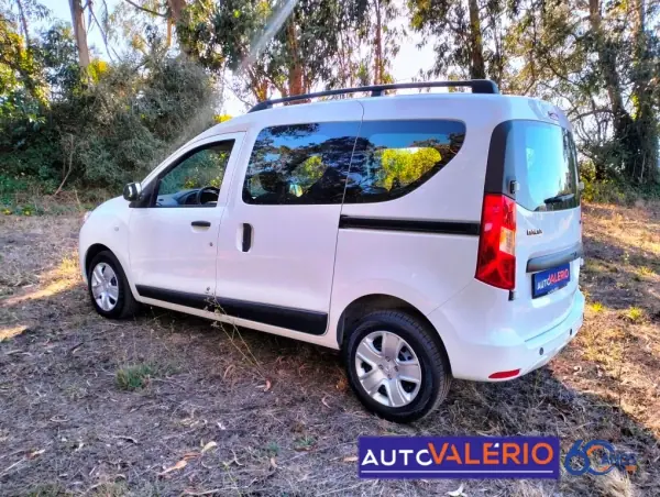 Dacia Dokker 2020 - 17950 EUR, 37215 km - AUTO.MOTO.pt - 37215km - foto 3 de 29