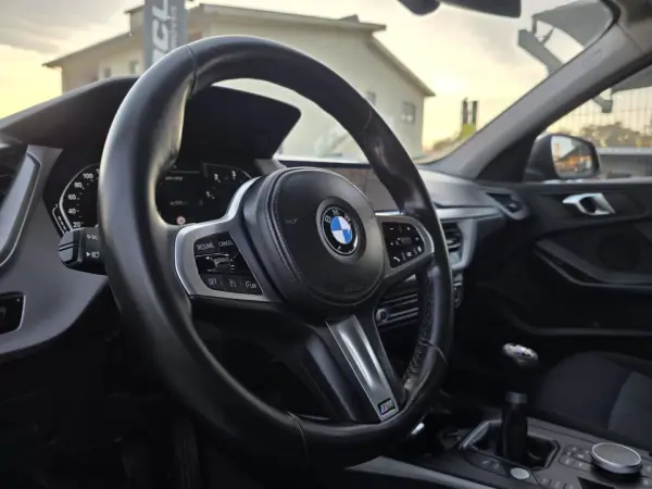 BMW 116 2020 - 18990 EUR, 151000 km - AUTO.MOTO.pt - 151000km - foto 14 de 37