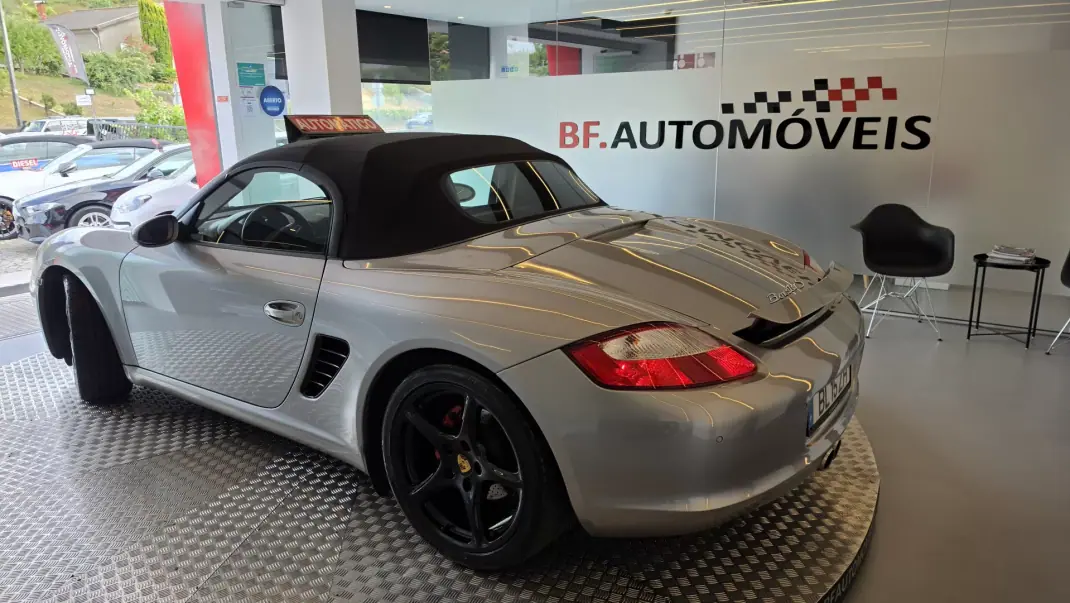 Porsche Boxster 2008 - 39900 EUR, 133697 km - 133697km - foto 20 de 64
