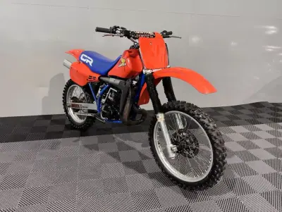 Honda CR 125R 1984 - 13500 EUR, 0 km - AUTO.MOTO.pt - foto 10 de 17