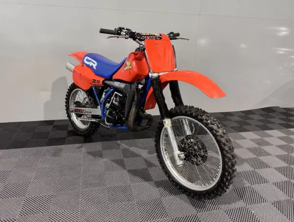 Honda CR 125R 1984 - 13500 EUR, 0 km - AUTO.MOTO.pt - foto 10 de 17