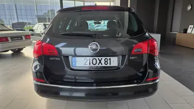 Opel Astra Sports Tourer 2014 - 7990 EUR, 189805 km - AUTO.MOTO.pt - 189805km - foto 14 de 21
