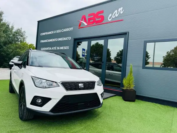 SEAT Arona 2021 - 15999 EUR, 100000 km - AUTO.MOTO.pt - 100000km - foto 4 de 31