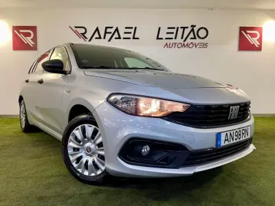 Fiat Tipo Station Wagon 2022 - 12750 EUR, 71000 km - AUTO.MOTO.pt - 71000km - foto 6 de 28