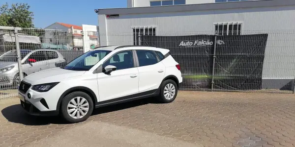SEAT Arona 2023 - 16750 EUR, 77000 km - 77000km - foto 12 de 14