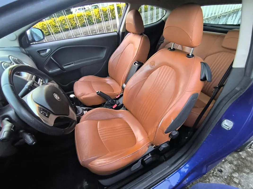 Alfa Romeo MiTo 2011 - 5900 EUR, 170000 km - 170000km - foto 11 de 15