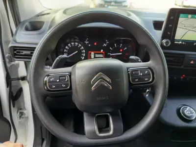 Citroën Berlingo 2020 - 12990 EUR, 127200 km - AUTO.MOTO.pt - 127200km - foto 16 de 19