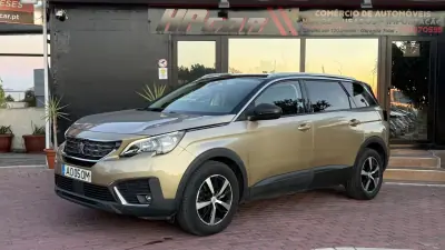 Peugeot 5008 2017 - 14990 EUR, 254000 km - foto 1 de 32