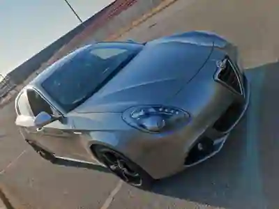 Alfa Romeo Giulietta 2013 - 17000 EUR, 107500 km - AUTO.MOTO.pt - 107500km - foto 6 de 10