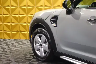 MINI Countryman 2018 - 17900 EUR, 70000 km - AUTO.MOTO.pt - 70000km - foto 10 de 28