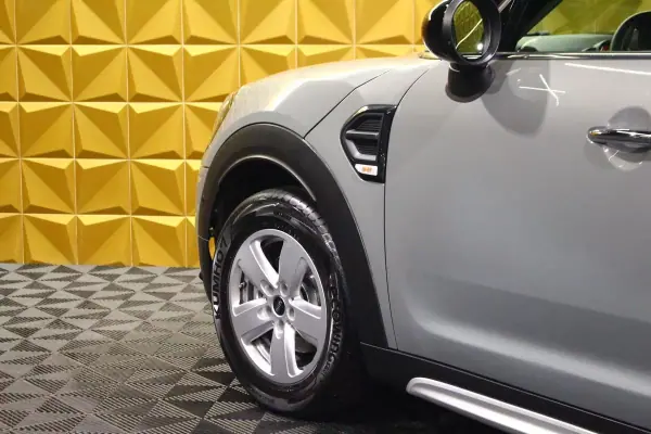 MINI Countryman 2018 - 17900 EUR, 70000 km - AUTO.MOTO.pt - 70000km - foto 10 de 28