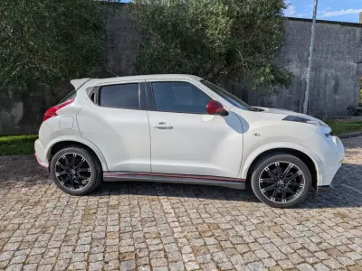 Nissan Juke 2014 - 16500 EUR, 115000 km - AUTO.MOTO.pt - 115000km - foto 4 de 17